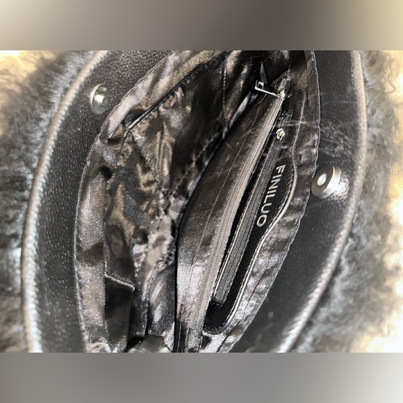 SOLD-Luxuriously Soft and Fluffy Mongolian Shoulder Tote Handbag - Picture 5 of 7